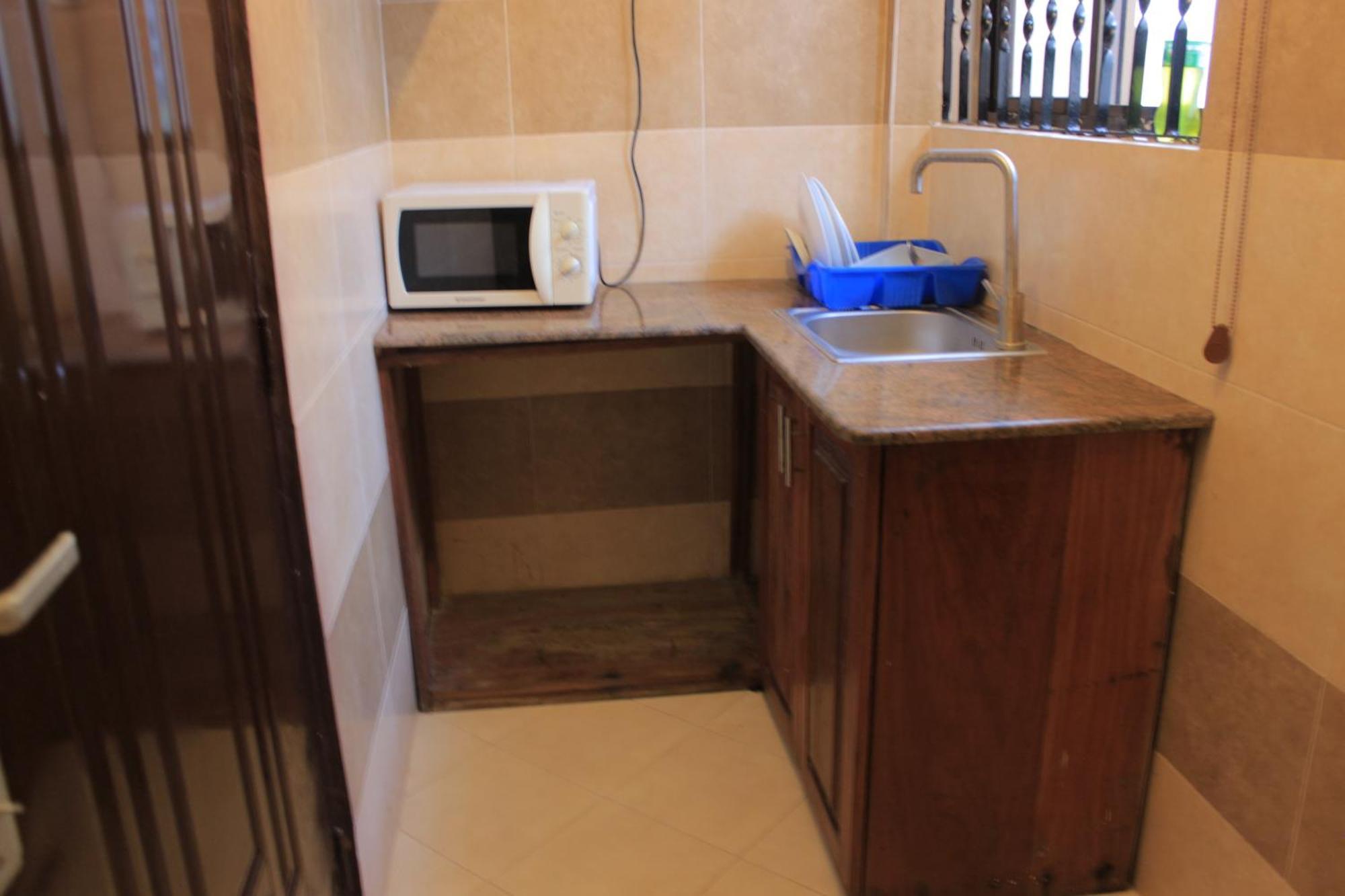 Mikocheni Condo Hotel & Apartments Dar es Salaam Exteriör bild
